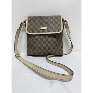 Gucci GG Supreme Beige Messenger Crossbody Bag With COA